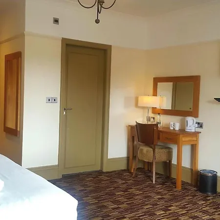 Hotel The Dolphin 3*