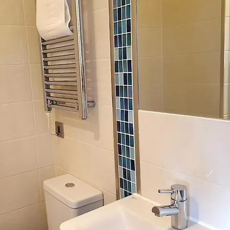 The Dolphin Hotel 3*