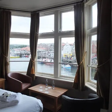 The Dolphin Hotel 3*