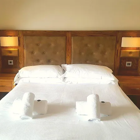 The Dolphin Hotel