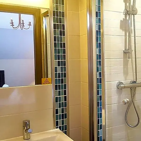 The Dolphin 3* Whitby