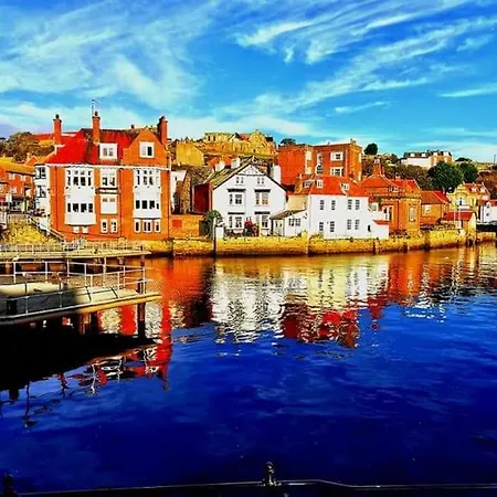 Han/Misafirhane The Dolphin Whitby